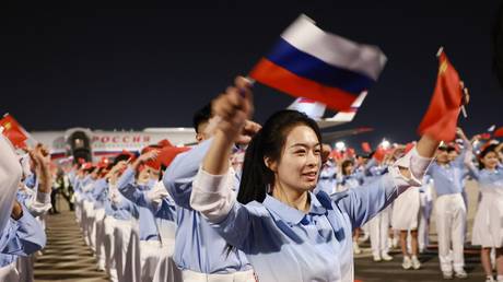 China’s Xi welcomes Putin in Beijing: LIVE UPDATES, VIDEOS