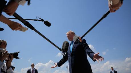 Trump decries ‘ridiculous’ US icebreaker gap with Russia