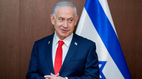 Netanyahu names country with ‘crazy love’ for Israel
