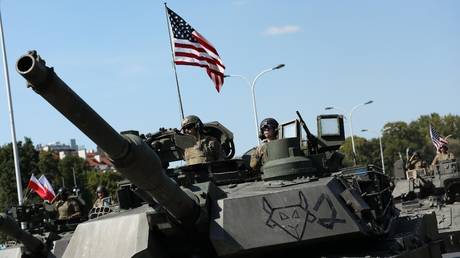 Russia warns US against sending more troops to its borders