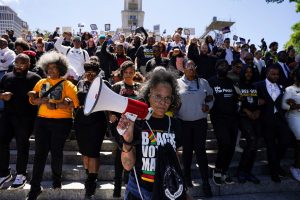 Black voters are ‘prepared to make noise’ after Republicans quickly pass ‘Jim Crow’ voting maps