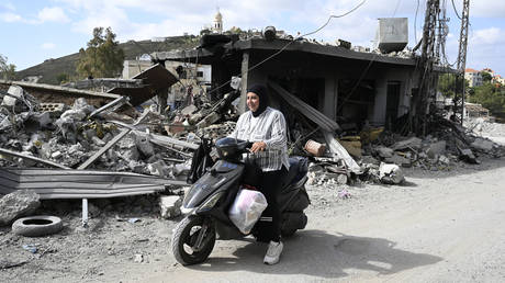 ‘They haven’t set foot there’: Lebanese mayor questions Israeli withdrawal claim (VIDEO)