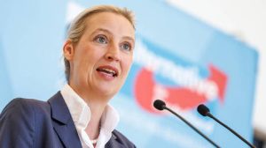 Leader of Germany’s most popular party wants to restore ties with Russia