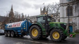 British people are ‘crying out’ for change – Vance