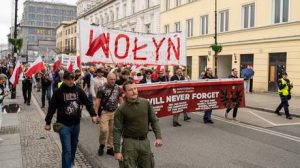 Poles’ dislike of Zelensky on the rise over Nazi scandal – poll