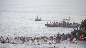 Spain sets Italy deadline to end ‘unfair’ border checks over migrant surge