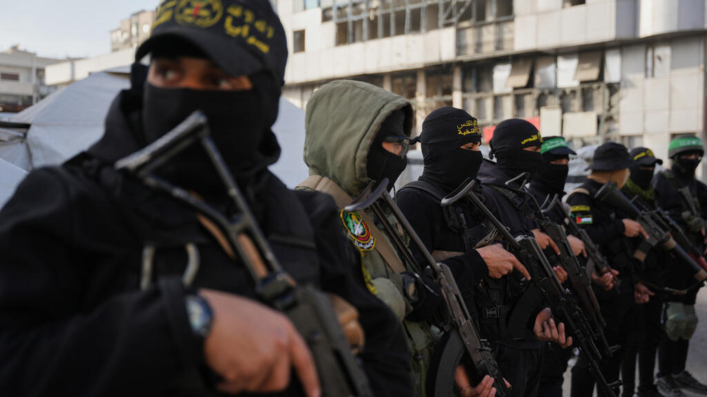 Hamas disarming would be 'first concrete step to re-energise peace plan', but questions remain