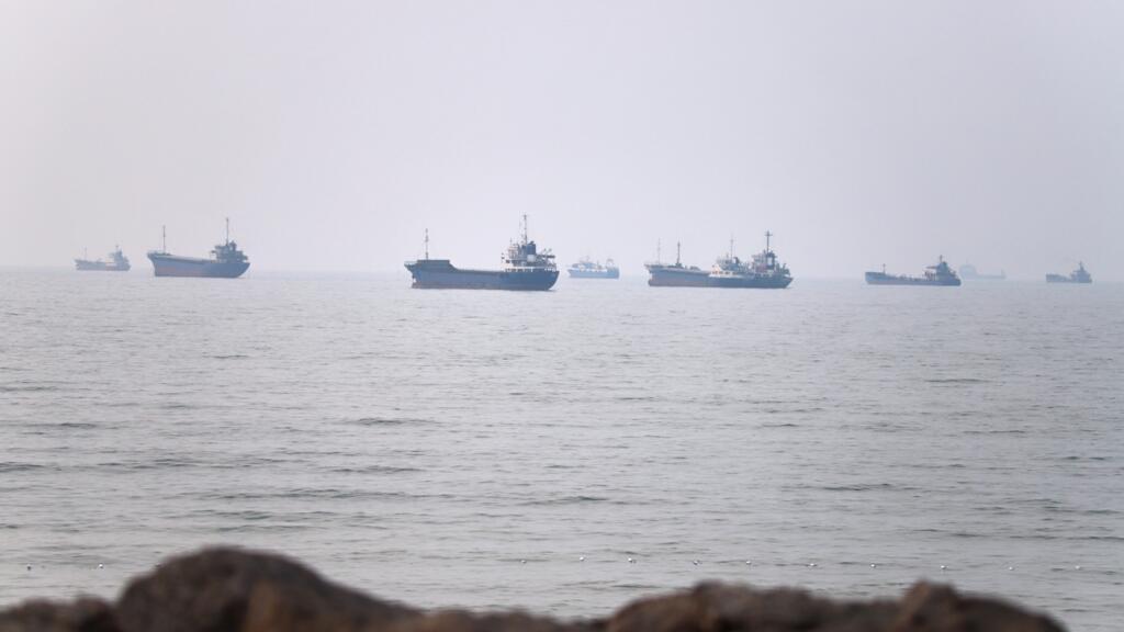 Iran says Hormuz deal with Oman in final stage as Trump signals breakthrough